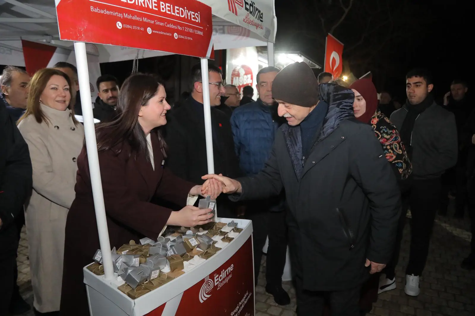 BAŞKAN FİLİZ GENCAN’DAN RAMAZAN MESAİSİ: "DAYANIŞMAYI DÜN OLDUĞU GİBİ BUGÜN DE BİRLİKTE BÜYÜTECEĞİZ" galeri görseli